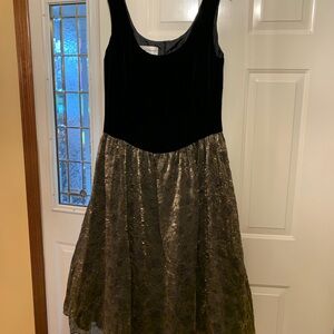 Evan Picone Black and Gold Dress